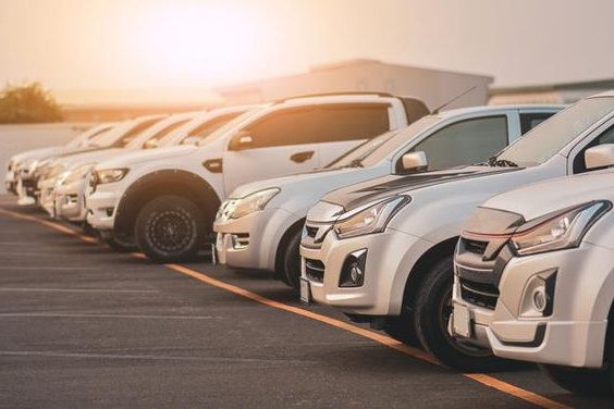 How Does Renting a Hyundai in Dubai Stack Up Against Luxury Options?